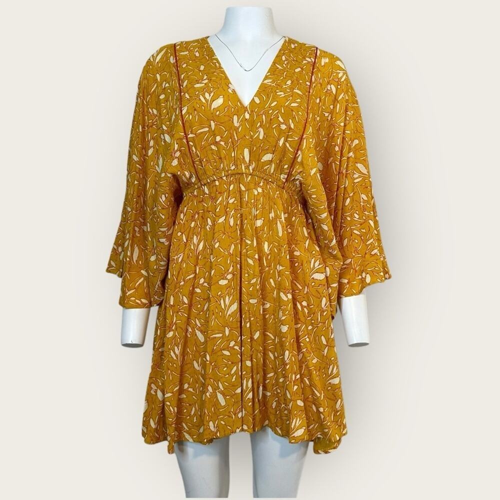 NWT | B.O.G Collective | Batwing V-Neck Mini Dress | Orange/White | Small